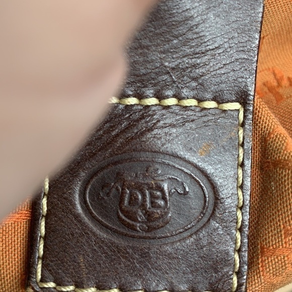 Dooney and Bourke Signature Tote orange - Picture 6 of 9